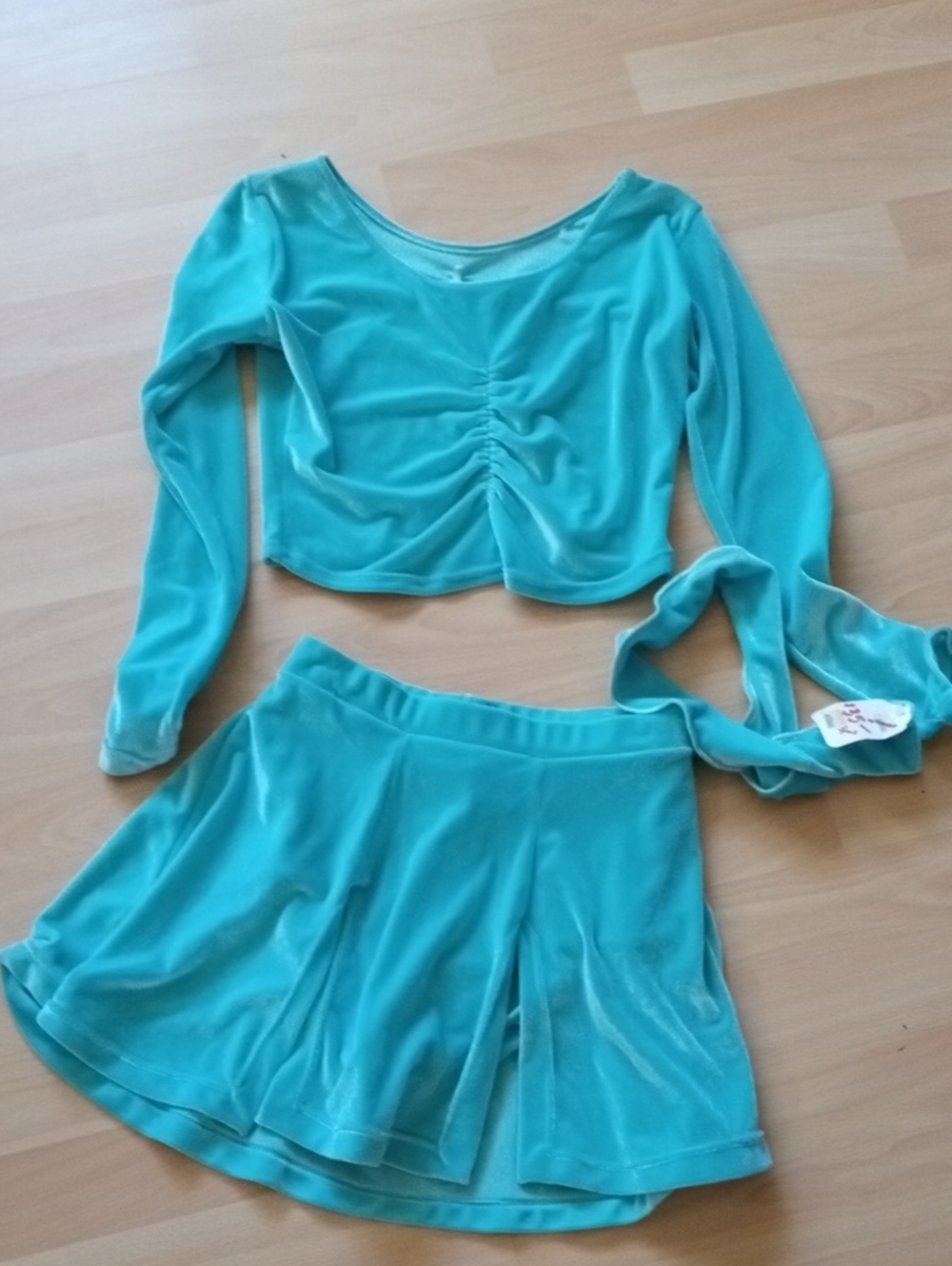 DANCE Skate Wear✔️Turquoise Velvet Ruched Crop Top & Skirt Set -